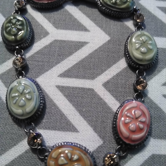 LIZ CLAIBORNE VINTAGE CABOCHON BRACELET - Picture 2 of 5